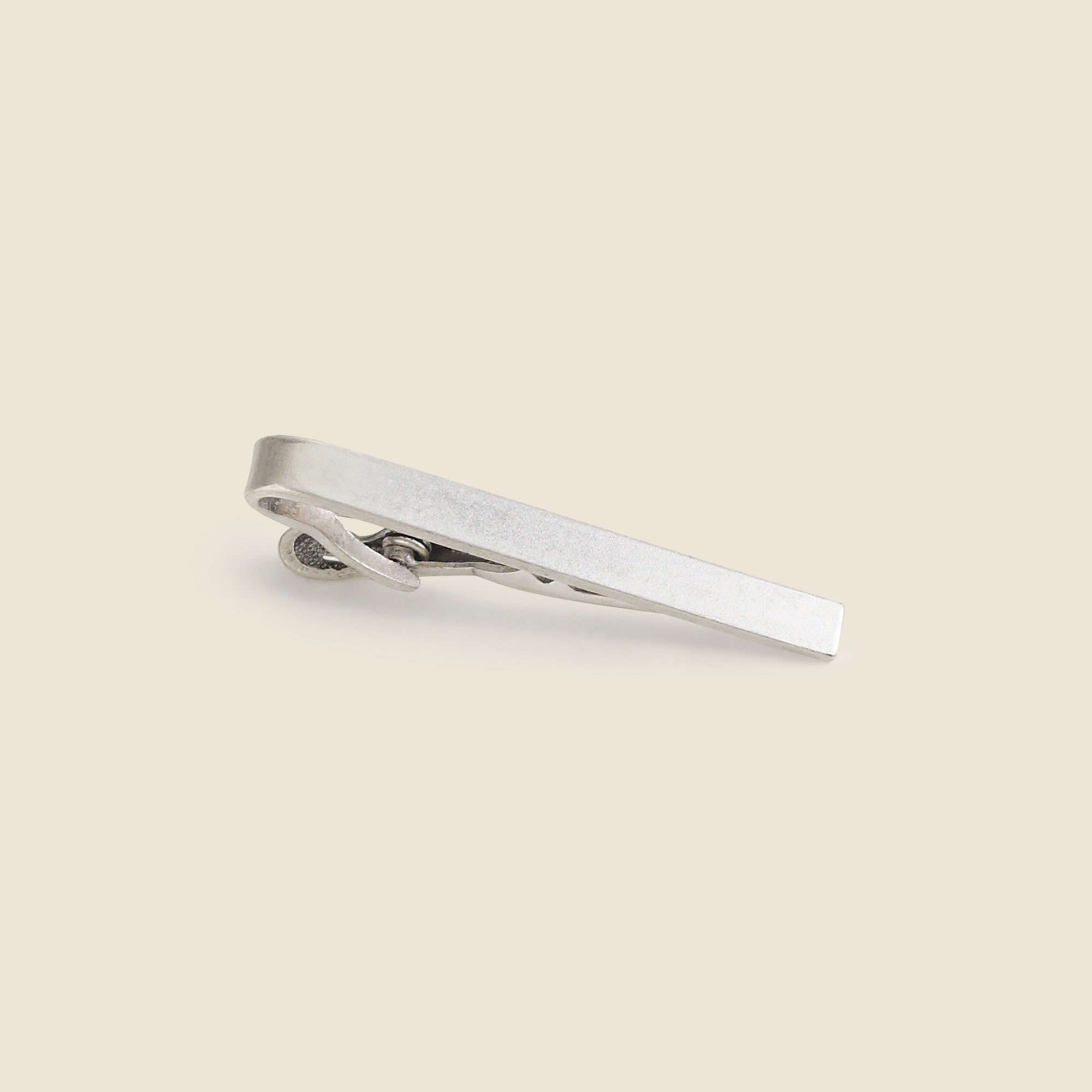  Brushed tie clip