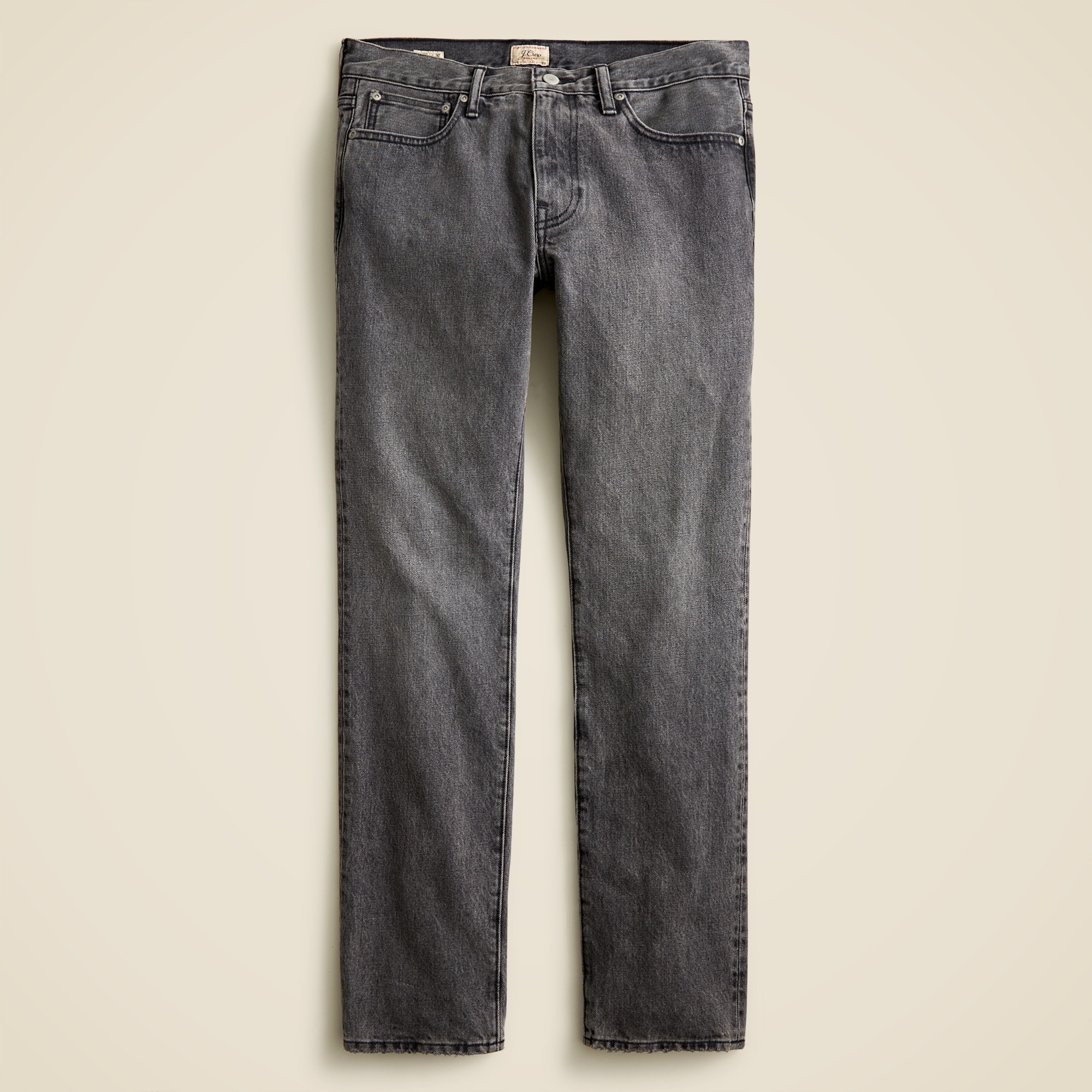  484 Slim-fit jean in black wash