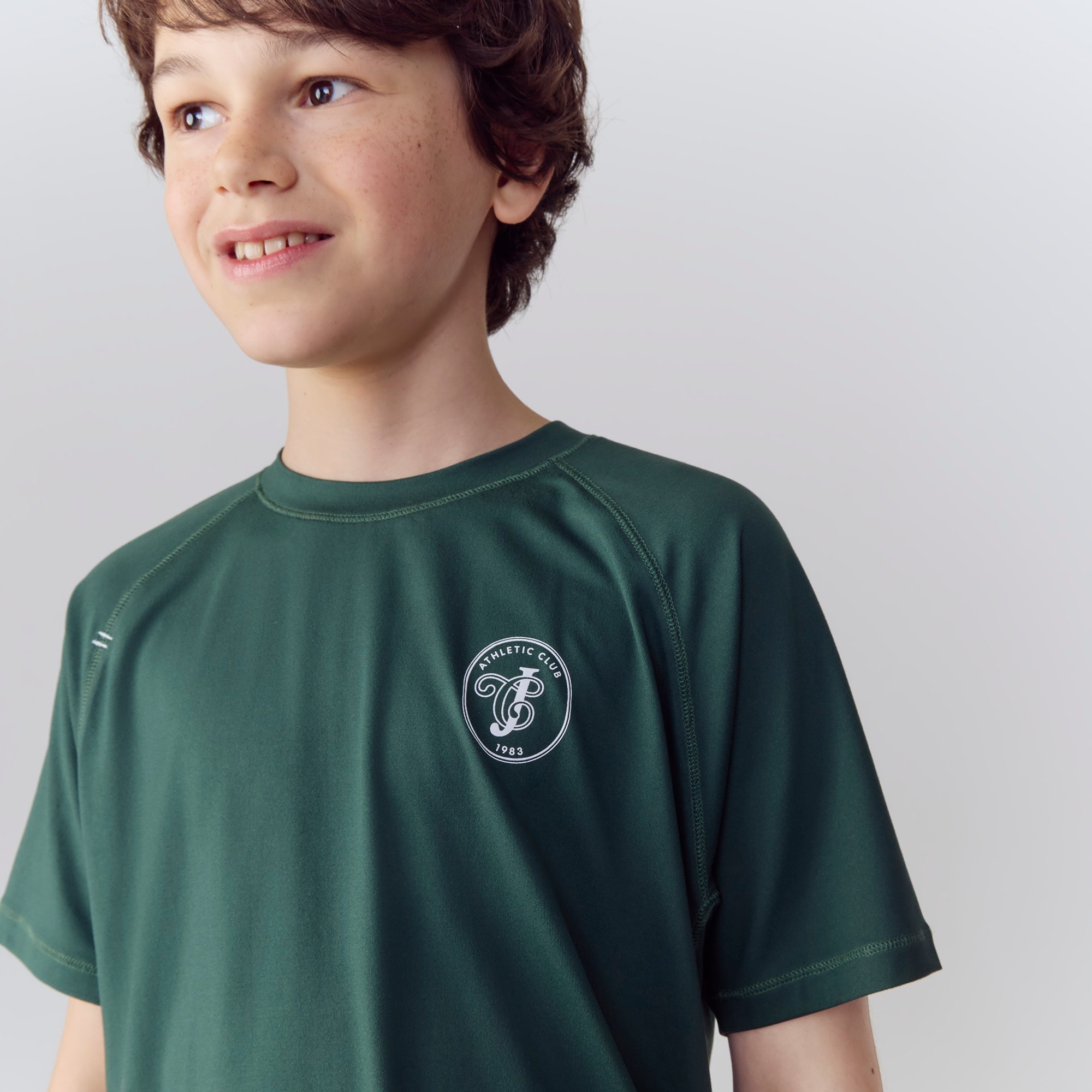 boys Kids' relaxed tech graphic T-shirt