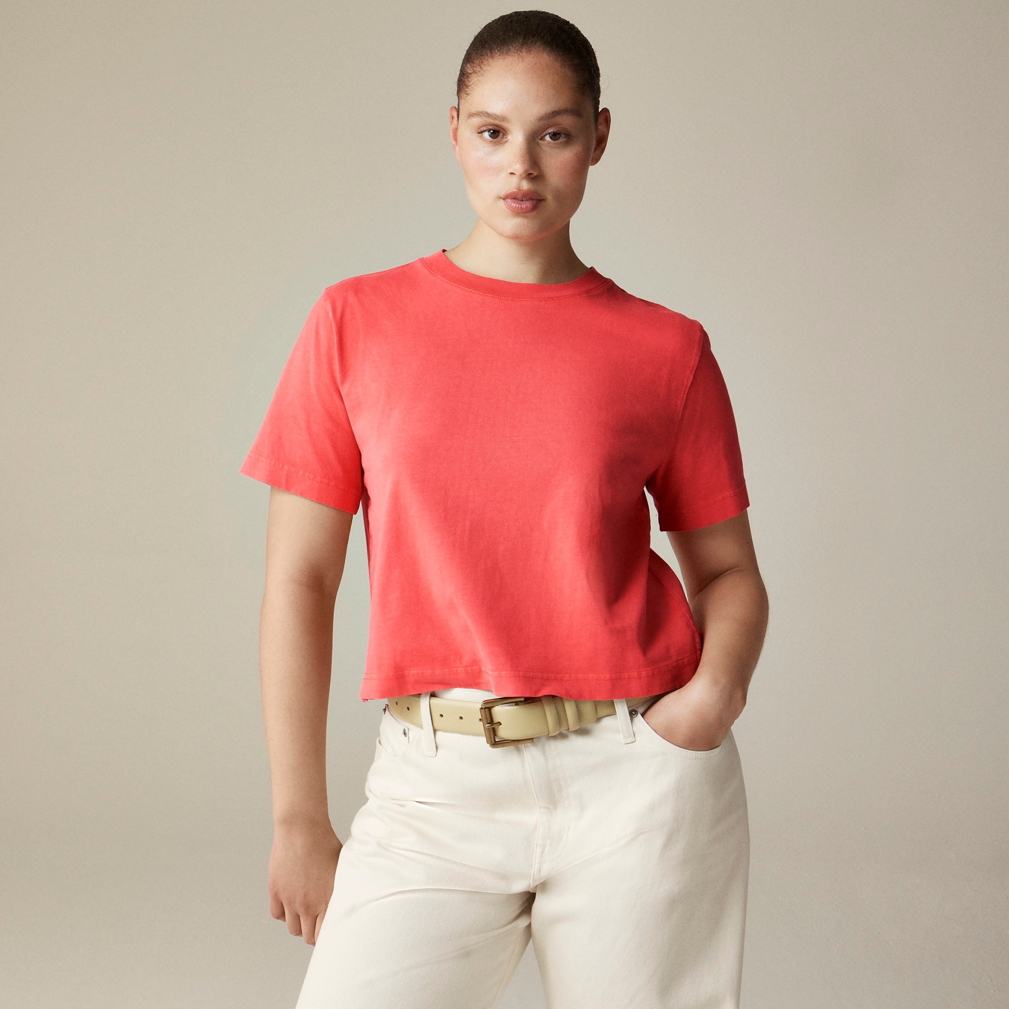 womens Relaxed premium-weight cropped T-shirt